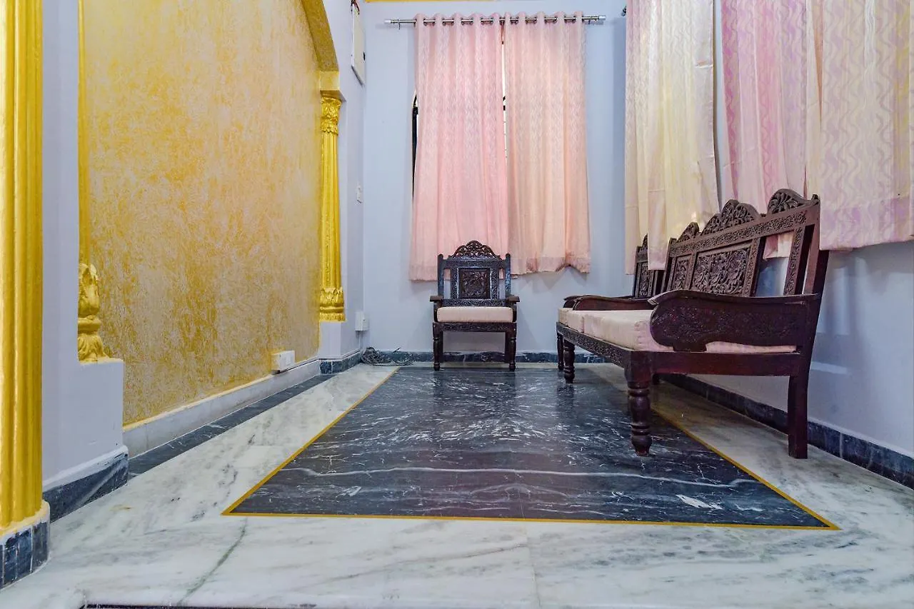 מלון אודייפור Fabhotel The Castle Homestay I